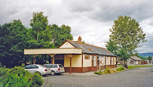 Alford railway station